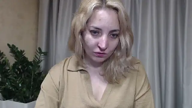 Snapshot of sweetpussy chatting on November 13, 2025, 11:41 pm sweetpussy online show from November 13, 2025, 11:41 pm