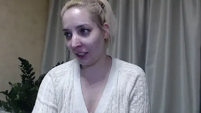 Snapshot of sweetpussy chatting on February 21, 2025, 3:54 pm sweetpussy online show from February 21, 2025, 3:54 pm