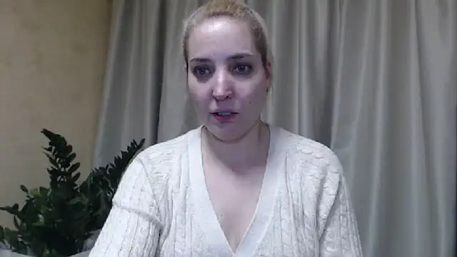Snapshot of sweetpussy chatting on February 21, 2025, 11:55 am sweetpussy online show from February 21, 2025, 11:55 am