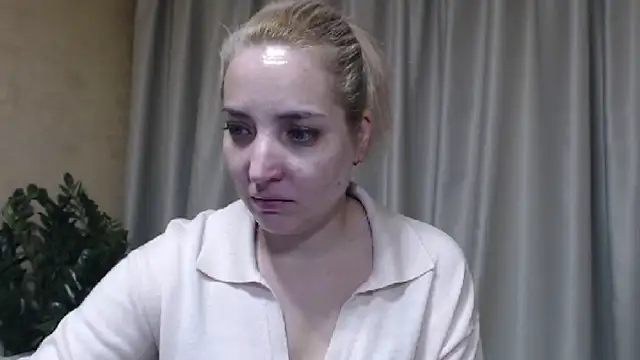 Snapshot of sweetpussy chatting on February 24, 2026, 1:45 pm sweetpussy online show from February 24, 2026, 1:45 pm