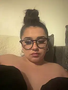 Snapshot of Wild_Busty_Niyah_XX chatting on December 18, 2025, 10:24 pm Wild Busty Niyah XX online show from December 18, 2025, 10:24 pm