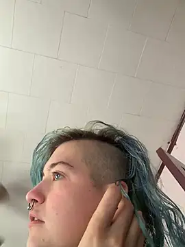 Snapshot of rosiebuddy chatting on February 19, 2026, 5:21 pm rosiebuddy online show from February 19, 2026, 5:21 pm