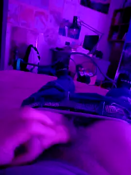 barbone15 online show from April 17, 2026, 9:17 pm