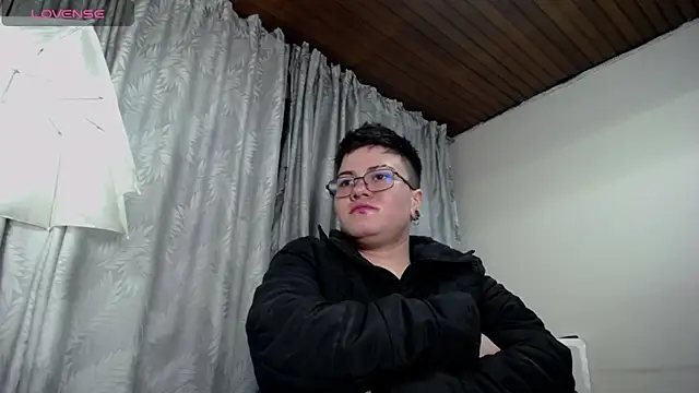 geminis xxx online show from May 8, 2026, 4:27 am