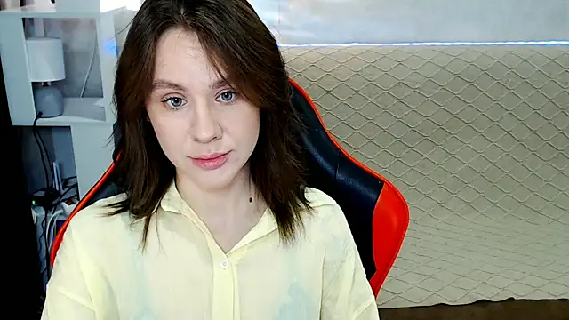 Snapshot of MiaBun1 chatting on January 15, 2026, 5:00 am MiaBun1 online show from January 15, 2026, 5:00 am