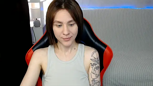 Snapshot of MiaBun1 chatting on January 7, 2026, 6:29 am MiaBun1 online show from January 7, 2026, 6:29 am