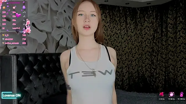 Snapshot of EvaaAnderson chatting on July 5, 2026, 5:42 pm EvaaAnderson online show from July 5, 2026, 5:42 pm