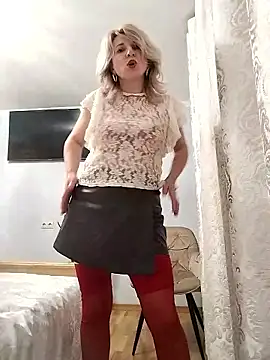 Snapshot of AhlyssaLove1155 chatting on January 18, 2026, 8:45 pm AhlyssaLove1155 online show from January 18, 2026, 8:45 pm