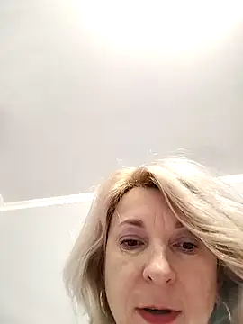 Snapshot of AhlyssaLove1155 chatting on January 31, 2026, 7:12 pm AhlyssaLove1155 online show from January 31, 2026, 7:12 pm