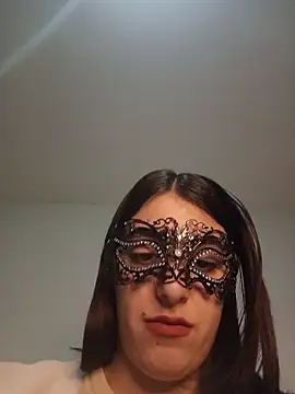 Snapshot of Sude52 chatting on January 7, 2026, 10:37 pm Sude52 online show from January 7, 2026, 10:37 pm