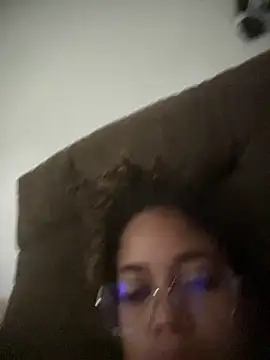 Camillle00 online show from December 19, 2025, 3:21 am