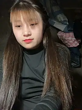 hinata-xx online show from March 18, 2026, 2:08 pm