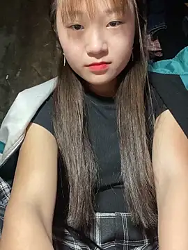 hinata-xx online show from February 18, 2026, 3:48 am