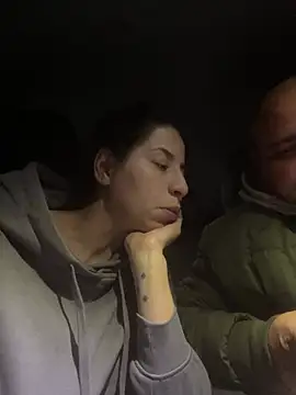 coupledeea online show from January 9, 2026, 7:54 pm