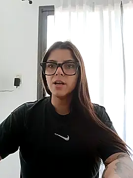 lililovexx online show from February 3, 2026, 11:59 am