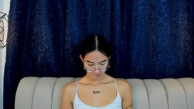 Snapshot of sara_stonems chatting on February 13, 2026, 12:27 pm sara stonems online show from February 13, 2026, 12:27 pm