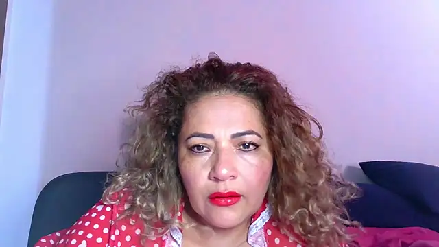 mariajosebarrazaa online show from July 14, 2026, 5:08 pm
