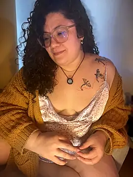 Snapshot of VanesssaMilf_ chatting on February 2, 2026, 2:05 pm VanesssaMilf online show from February 2, 2026, 2:05 pm