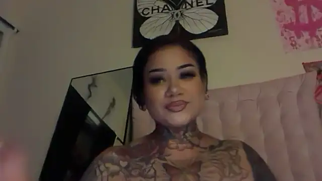 Itsonlyvirgo online show from March 25, 2026, 2:33 am