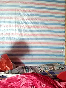 Him MountainGirl online show from February 11, 2026, 2:28 pm