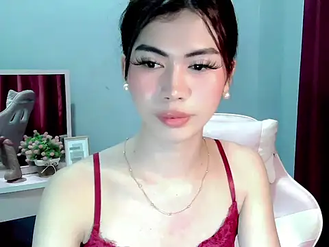 Snapshot of Ur_hottestdella chatting on February 3, 2026, 6:33 am Ur hottestdella online show from February 3, 2026, 6:33 am