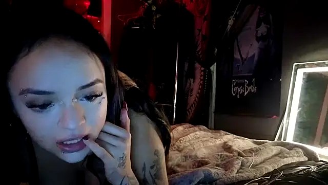 Snapshot of ellrxse chatting on February 9, 2026, 7:50 am ellrxse online show from February 9, 2026, 7:50 am