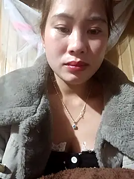 mayni012314 online show from January 14, 2026, 3:37 pm