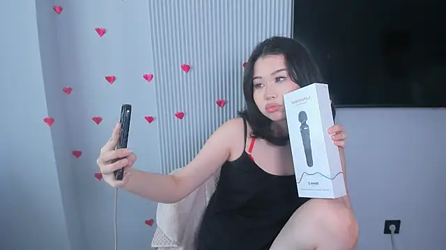 kimyjina online show from February 19, 2026, 8:11 am