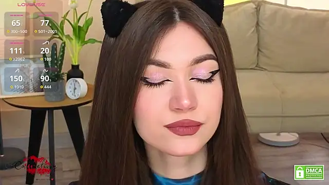 oliviaah  online show from April 16, 2026, 2:51 pm