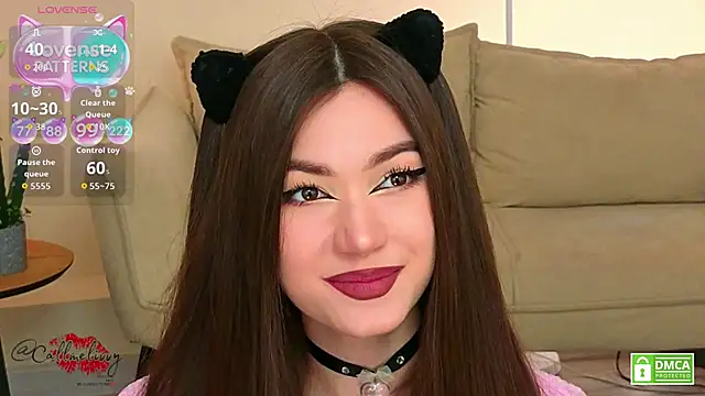 oliviaah  online show from April 10, 2026, 3:08 pm