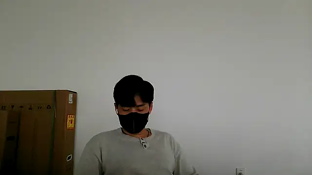 kimze7 online show from June 26, 2026, 2:17 am