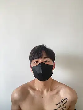 kimze7 online show from February 20, 2026, 6:26 am