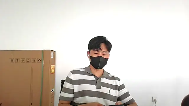 kimze7 online show from July 16, 2026, 2:08 am