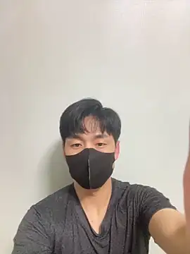 kimze7 online show from March 16, 2026, 2:10 pm