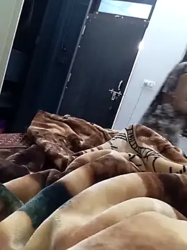 khushaboosexy online show from February 7, 2026, 11:18 am