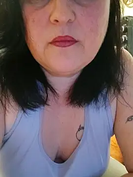 axell58 online show from January 18, 2026, 2:42 pm