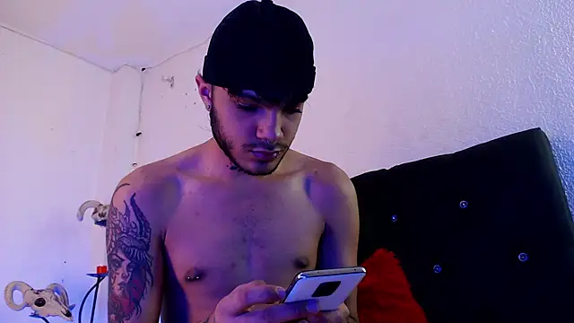 kingdani hot online show from February 22, 2026, 2:14 am