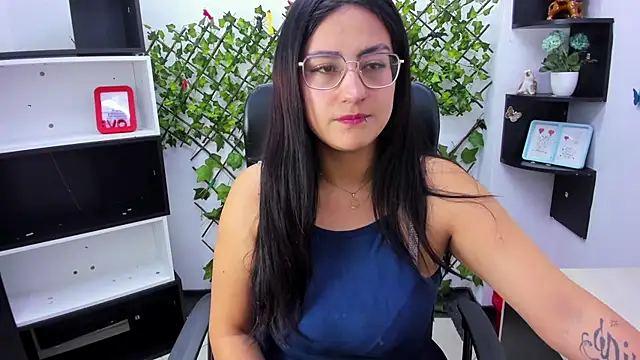 Snapshot of sophi_hardd_ chatting on February 27, 2026, 2:39 pm sophi hardd online show from February 27, 2026, 2:39 pm