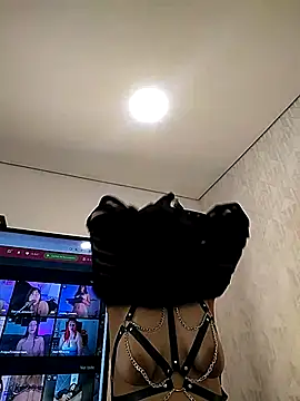 Snapshot of Im_TaraBlack chatting on January 13, 2026, 4:27 am Im TaraBlack online show from January 13, 2026, 4:27 am