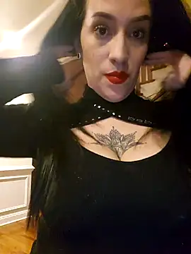 BustyVampyre online show from February 15, 2026, 3:51 am