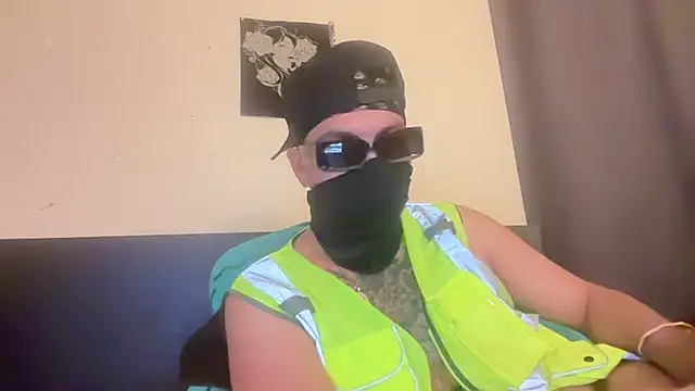 Snapshot of angelblanco chatting on May 19, 2026, 8:54 am angelblanco online show from May 19, 2026, 8:54 am