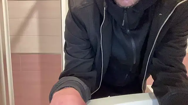 ludooo899 online show from January 12, 2026, 9:52 pm