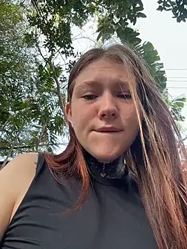 FionaMurr online show from February 8, 2026, 3:26 am