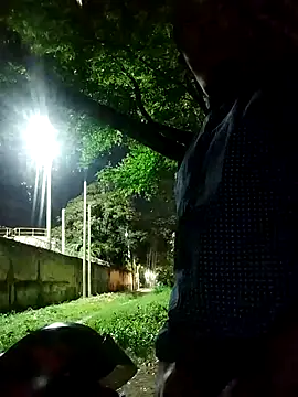 Snapshot of Andreskelly chatting on February 23, 2026, 12:23 am Andreskelly online show from February 23, 2026, 12:23 am