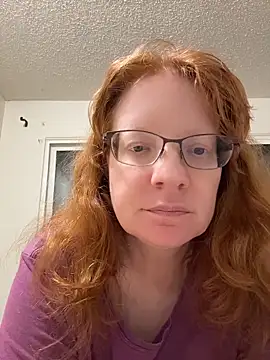 Lenaravenswood online show from April 12, 2026, 3:54 am