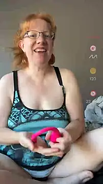 Lenaravenswood online show from May 30, 2026, 9:42 pm