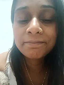 nehakapoor89 online show from January 12, 2026, 7:42 pm