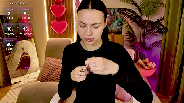 MaxinCarroll online show from April 2, 2026, 5:36 am