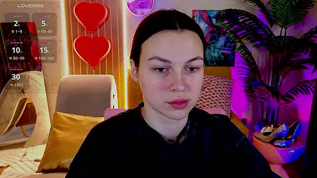 MaxinCarroll online show from March 12, 2026, 5:55 am