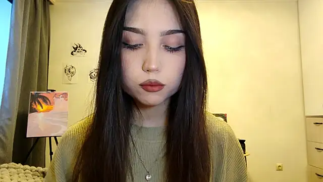 Qwami Amie online show from December 15, 2025, 5:46 am